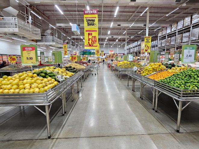 Além das lojas de rua, varejo alimentício também não poderá funcionar neste feriado