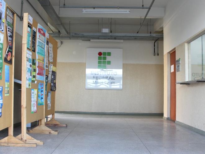 Caso aulas sejam prejudicadas, alunos devem ter reposição de aulas após o fim da greve