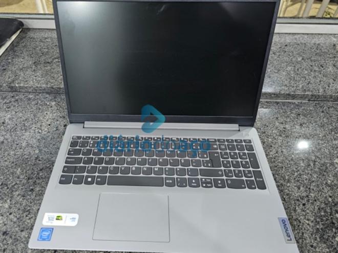 O notebook foi furtado em uma loja no Centro de Ipatinga