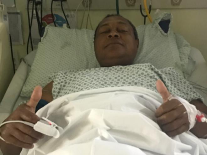 Dinho pede apoio financeiro para se manter após passar por cirurgia no quadril