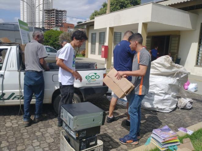 O descarte correto do lixo será feito simultaneamente com oficinas socioambientais