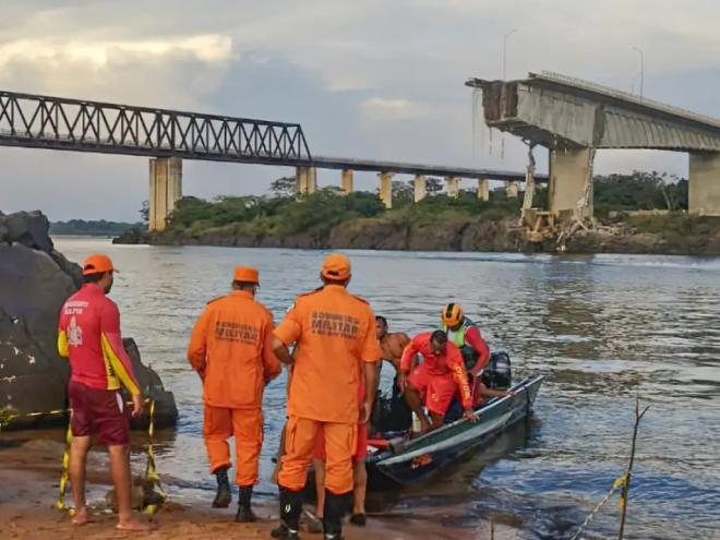 Buscas tinham sido interrompidas devido a risco de contaminação do rio