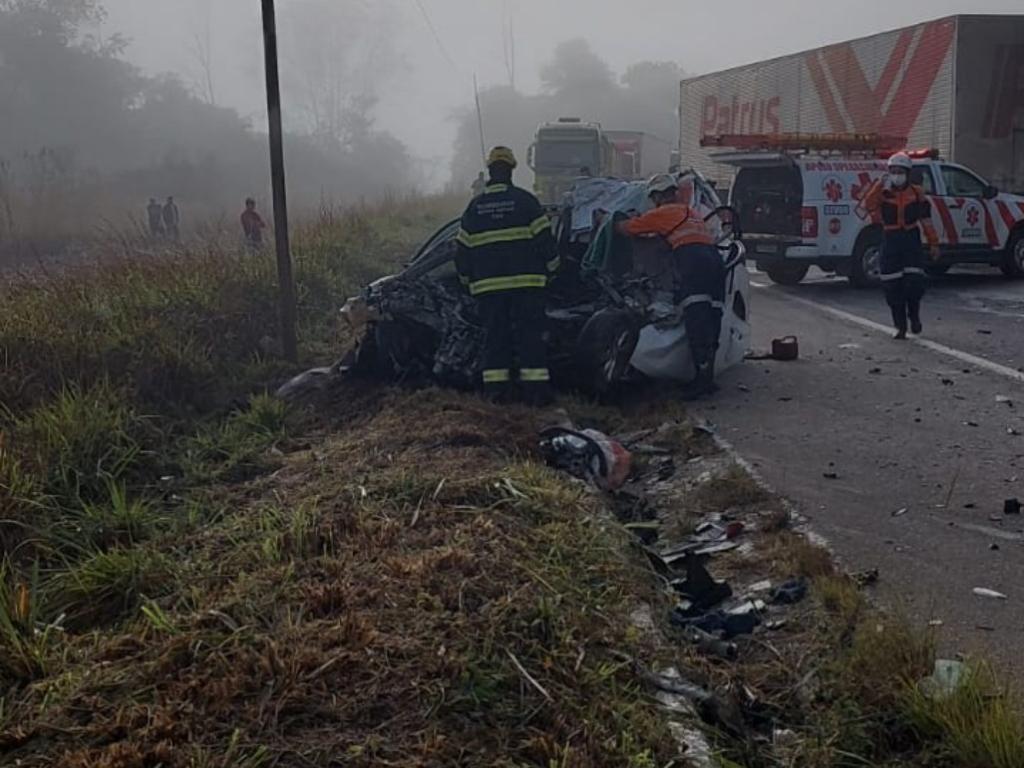 Sinistro Na BR-262 Em Monlevade Mobilizou Equipses Do Sevor e Do Corpo de Bombeiros Militar