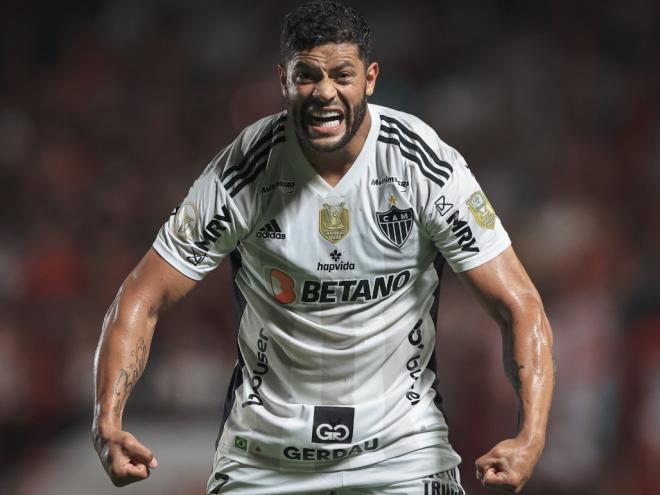 Hulk fez o segundo gol do Atlético e vibrou muito 