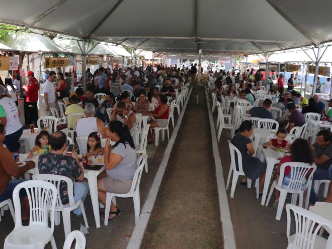 Após dois anos, festival volta a movimentar a cidade e atrair turistas da região