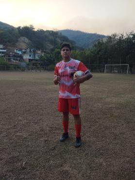 Fabrício foi ''o dono do jogo'' na estreia no Ipatinguense da 2ª Divisão, assinalando três gols