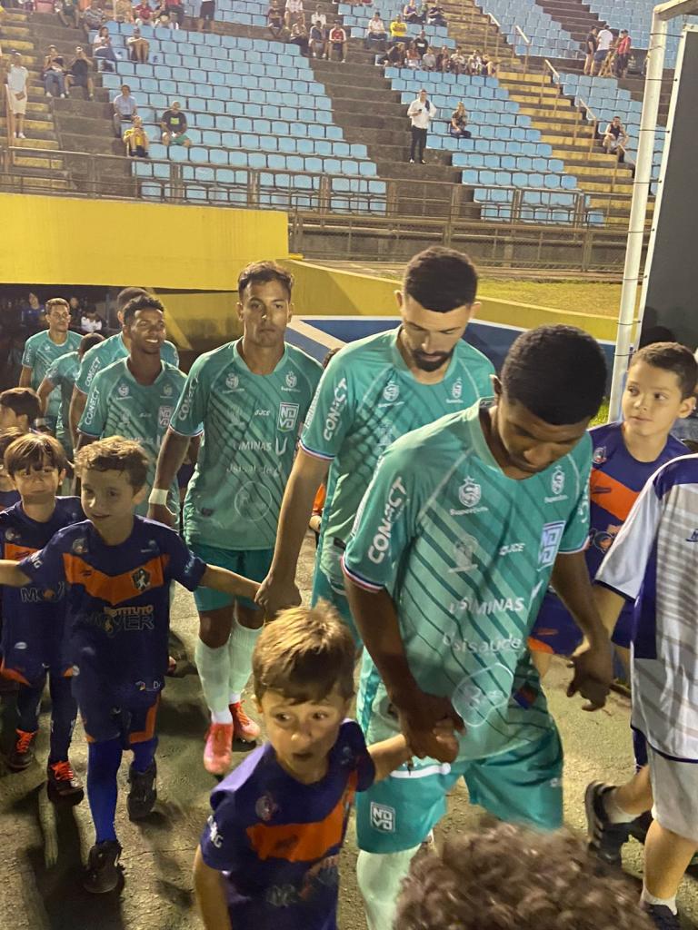 Apesar do otimismo antes da partida, o Novo Esporte não conseguiu entregar” no jogo e terá que fazer um mata mata extra na Terceirona