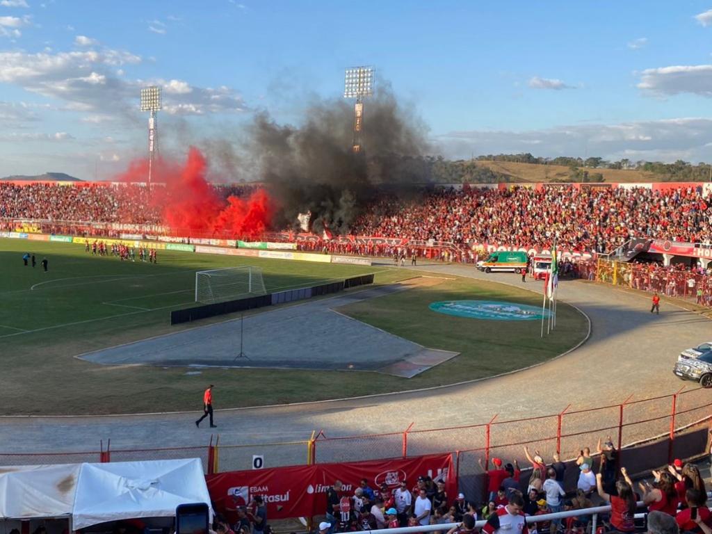 Jogo Do Galo Tabuleiro Decorativo, atmosphera