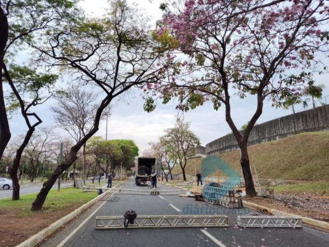  O local será palco, no fim da tarde de sexta-feira, da concentração de apoiadores e eleitore