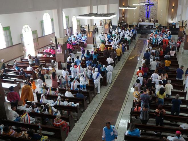 Com rituais característicos, celebração da missa conga marcou o último dia de festejos