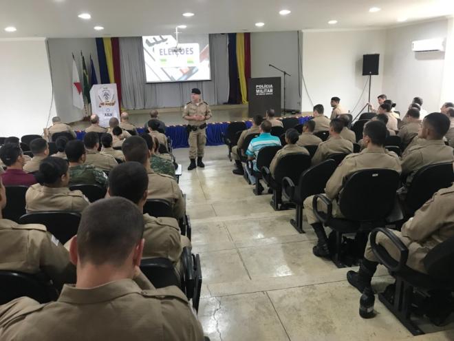 Militares passaram por treinamento para atuarem durante a eleição