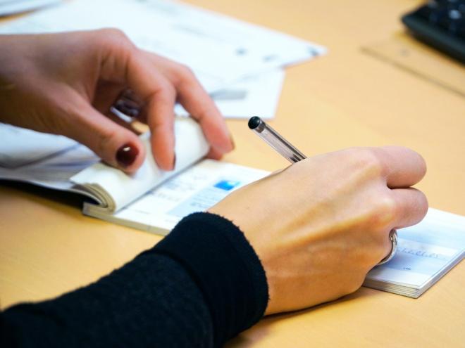No ano passado, o número de cheques compensados no Brasil foi de 218,9 milhões
