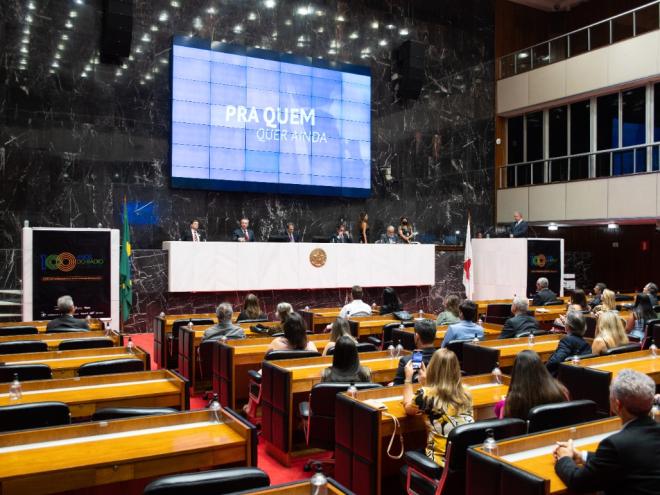 Até 19h30 houve lançamento de votos em Minas Gerais, conforme informação do TRE-MG