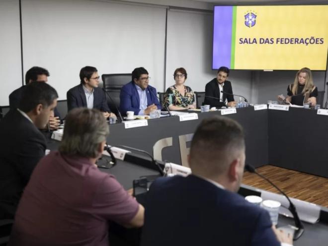 Foi definido que a CBF vai liderar a negociação dos direitos de transmissão das partidas