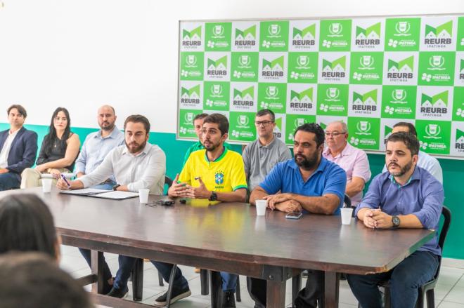 Detalhamento do Reurb foi feito na manhã desta sexta-feira pelo prefeito Gustavo Nunes, acompanhado de secretários e vereadores 