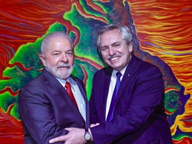 Lula ao lado do presidente da Argentina, Alberto Fernández