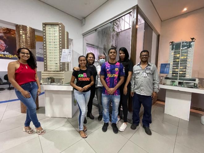 Alunos do curso de Engenharia do Pitágoras