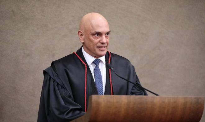 O ministro Alexandre de Moraes quer que PL apresente relatório do primeiro turno também 