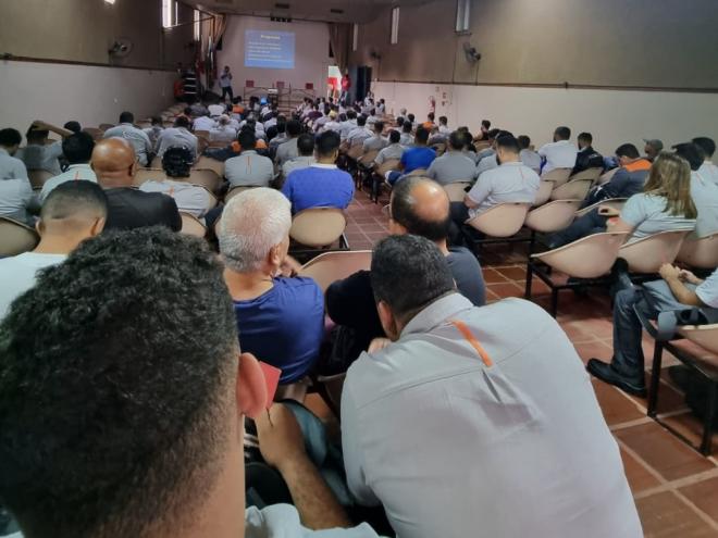 Ao todo, 563 trabalhadores participaram da assembleia do Metasita