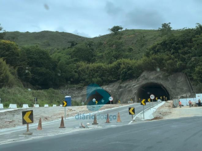 O trânsito nos túneis Piracicaba havia sido liberado no dia 28 de outubro 