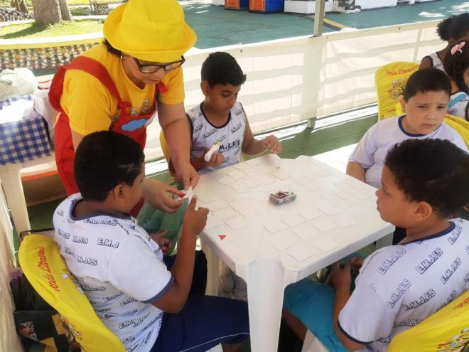 O festival itinerante incentiva o hábito da leitura com atividades educativas para as crianças de 4 a 10 anos