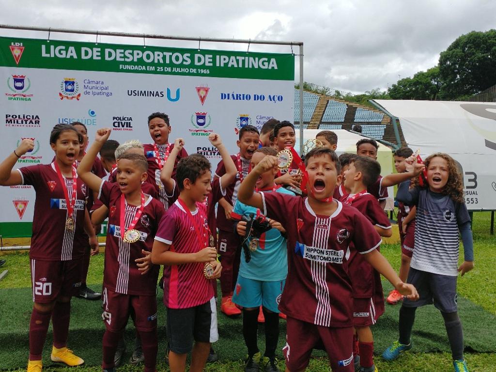 Dínamo sofre virada para o Ipatinga e fica fora do G4 da 2ª Divisão Mineira  Sub-17