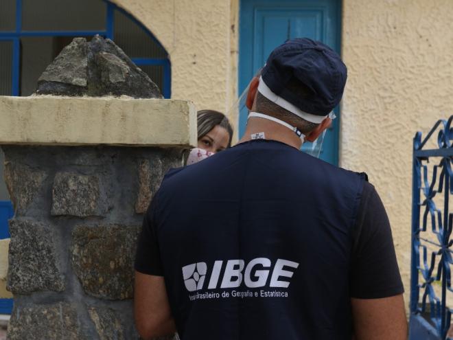 A maior parte dos questionários do Censo foi respondida de forma presencial, conforme o IBGE