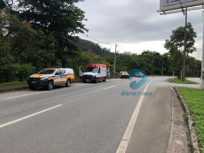 Viaturas da Polícia Militar foram empenhadas para atender a ocorrência 