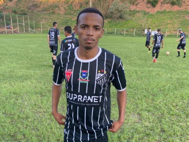 Leandro Albino, prata da casa começou a treinar para ser um reforço do Tigre no Campeonato Mineiro