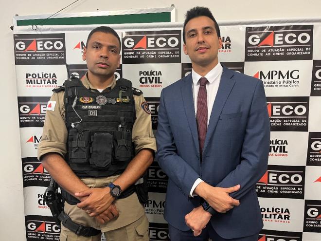 O capitão Douglas Tomaz, da Polícia Militar e o delegado Fernando José Barbosa Lima, integrante do Gaeco, falaram sobre as prisões