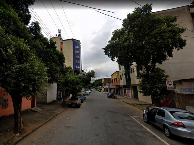 Homem teve um ataque ao ser flagrado durante furto em loja da rua Serra do Mar e resistir à prisão 