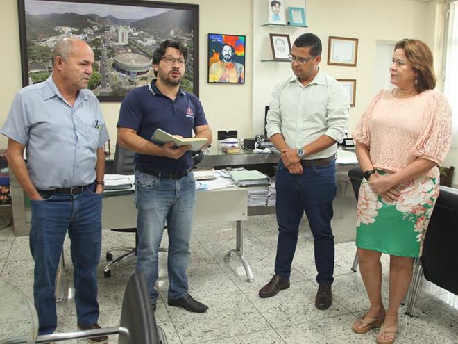 Chegada de mais um curso e de investimentos no campus do Cefet-MG em Timóteo foi comunicada ontem no gabinete do prefeito Douglas Willkys