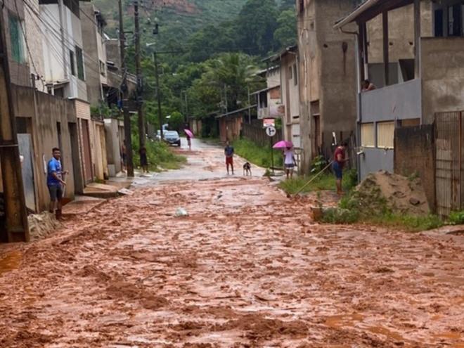 42 pessoas precisaram sair de seus lares 