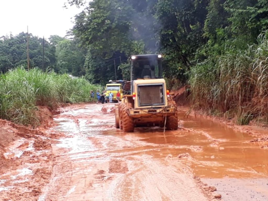 Secretário de Governo explica que máquinas e equipes tem sido deslocadas para desobstrução emergencial da rodovia estadual