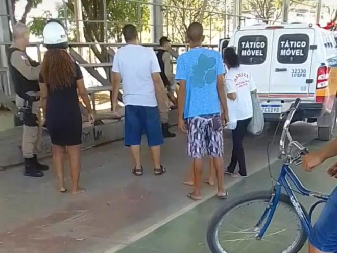 No momento do crime havia pessoas no 'Campo do Bigode', mas quando a polícia chegou ninguém tinha visto nada, não sabia de nada