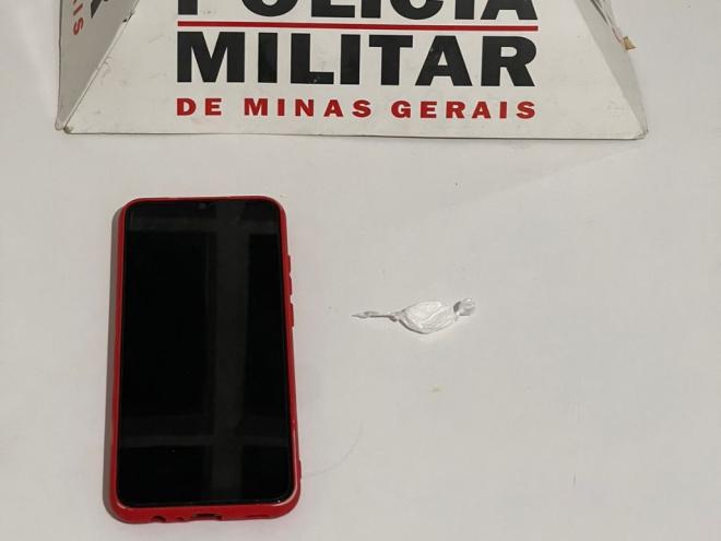 Celular tomado em assalto foi localizado minutos depois 
