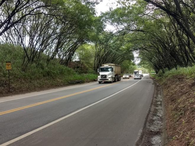 O projeto de concessão da BR-381 prevê a duplicação de 44,3 quilômetros, dentre outras melhorias na rodovia 