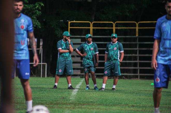 A comissão técnica do Ipatinga busca a segunda vitória fora de casa