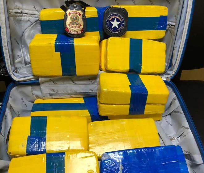 A ''mula'' disse que a droga seria entregue a uma pessoa em Belo Horizonte 