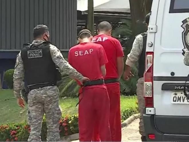 Jovem de 20 anos disse que se fantasiou de presidiário, com as roupas do sistema prisional, para zoar no carnaval de BH; fantasia chamou tanto a atenção que ele acabou abordado pela PM e foi flagrado com porções de cocaína e maconha