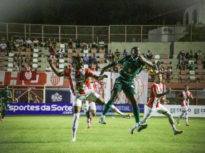 Em um jogo de muitos gols, Ipatinga foi derrotado no finalzinho