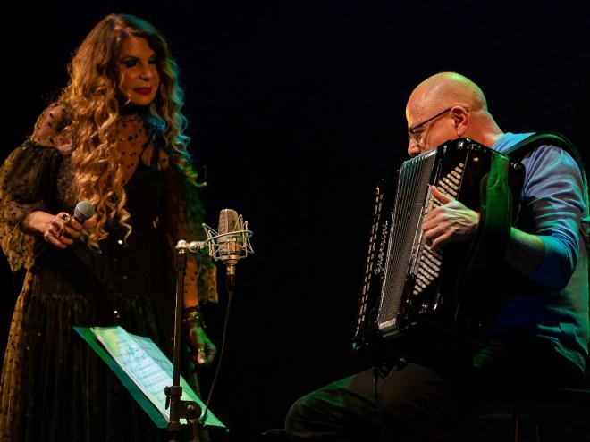 Elba Ramalho e Toninho Ferragutti fazem participação especial no show