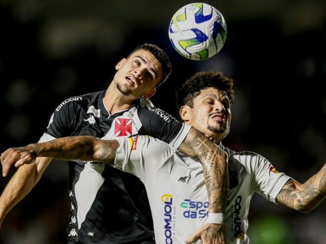 Pedro Raul e Orellano falharam nas penalidades máximas