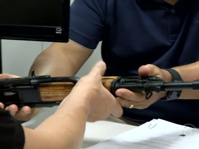 Segundo nota divulgada pela PF em Minas Gerais ,95% das armas do Sigma Exército já foram recadastradas 