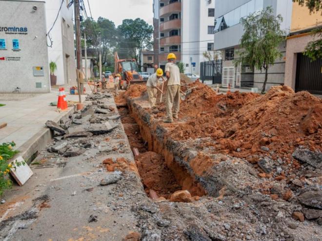 Entre as principais mudanças no PMSB, destaca-se a ampliação da cobertura dos serviços de saneamento básico em áreas ainda não atendidas