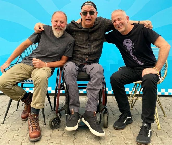 Os Paralamas do Sucesso se apresentam no dia 28 de abril