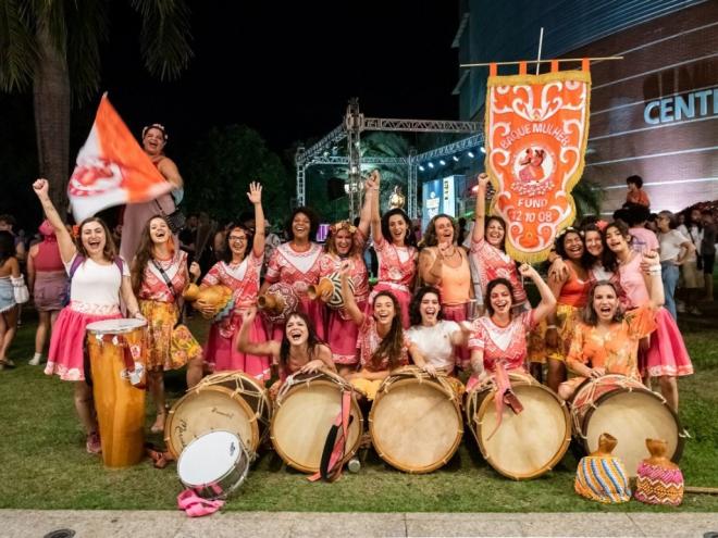 O Maracatu Brincante é uma das atrações desta edição