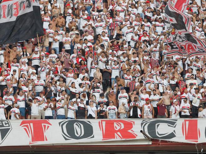  São Paulo é um dos clubes que mais levou torcedores ao estádio