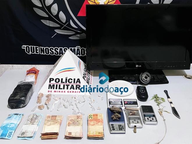 O material apreendido pelos policiais durante a operação no Vale do Sol