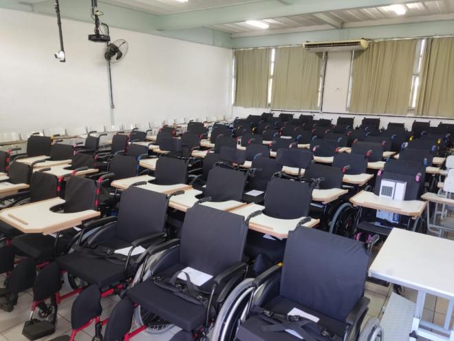Ao todo serão entregues 193 cadeiras sem custo, a crianças, jovens, adultos e idosos da região 